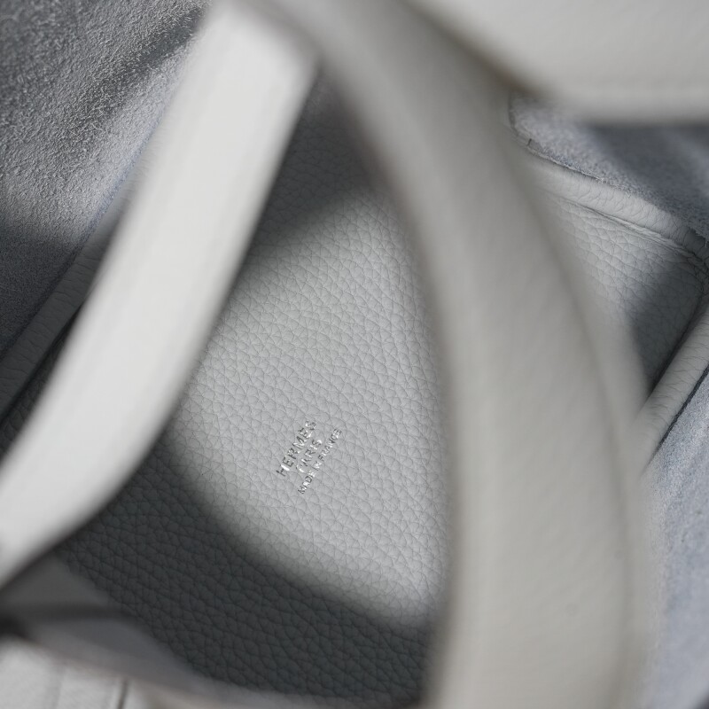 Hermès Bleu Pale Clemence Picotin Lock 18 Palladium Hardware - Image 6